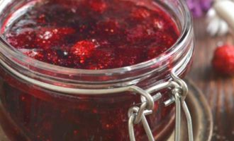 варенье из лесной клубники